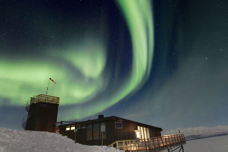 Nordlicht über der Abisko Fjällstation. Foto: Peter Rosén