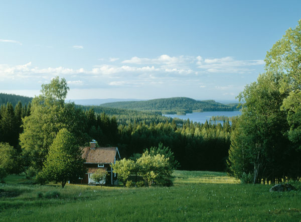 Das abfgelegene Haus am See kann mitunter vom Netz abgeschnitten sein. Foto: Håkan Vargas S/ imagebank.sweden.se