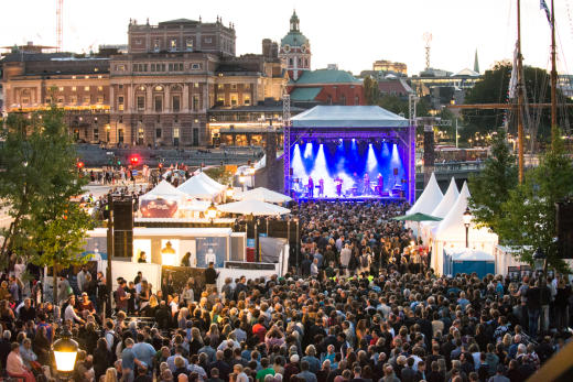 Alljährlich im August werden Stockholm, Göteborg und Malmö zur Bühne. Foto: Sophia Hogman / Studio Emma Svensson