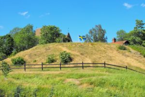 Das erste Hügelgrab in Gamla Uppsala. 70 Meter im Durchmesser