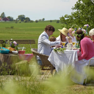 Mittsommer in Schweden: Ein fröhliches Fest mit der ganzen Familie (Foto: Carolina Romare / Imagebank.sweden.se)