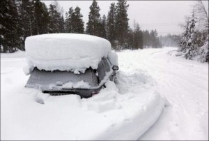 44-jähriger Schwede verbringt zwei Monate in zugeschneitem Auto
