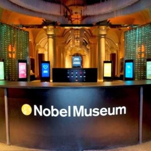 Das Nobel-Museum in Stockholm Der Eingang zum Nobel-Museum