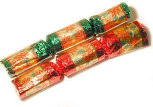 Auch Knall-Bonbons sind am Knuts-Tag ein beliebtes Accessoire. 