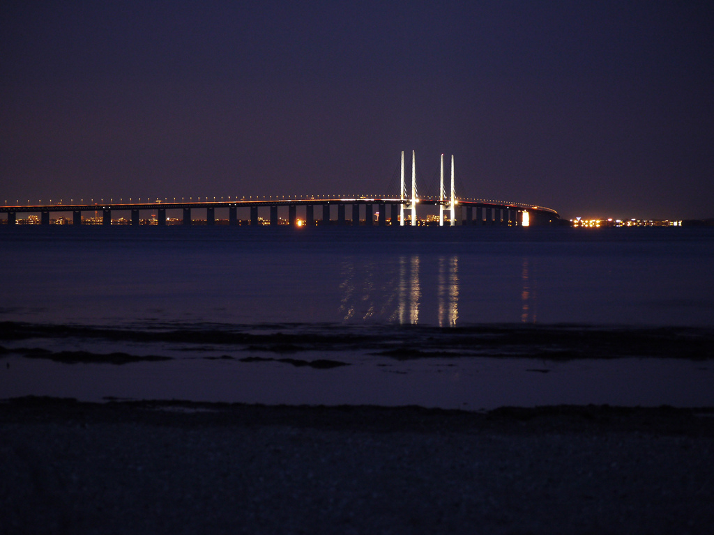 Öresundbrücke bei Nacht. Foto: Hardo, Hardo Müller /flickr.com (CC BY-SA 2.0) 