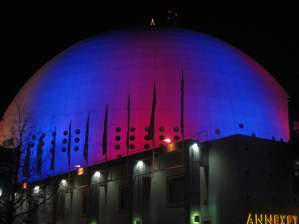 Der Ericsson Globe bei Nacht. Foto: mararie /flickr.com (CC BY-SA 2.0) 